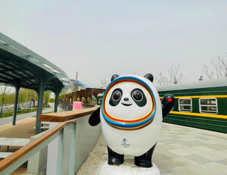 冬奧公園與首鋼園實(shí)現(xiàn)互聯(lián)互通，多個(gè)景觀節(jié)點(diǎn)五一迎客